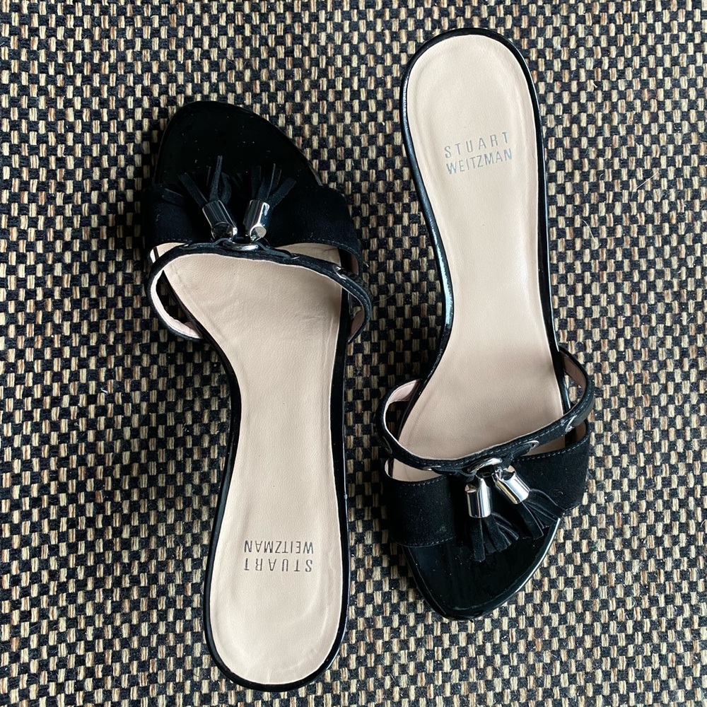 Stuart Weitzman Kitten Heel slides/sandals - black patent & suede 8M